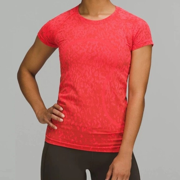 Lululemon Swiftly Tech Short Sleeve 2.0 Covered Camo Red Rock/Flare - Picture 1 of 6